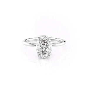 The Low Profile Kamellie Set With A 1.5 Carat Oval Lab Diamond
