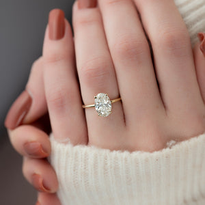 The Low Profile Kamellie Set With A 2 Carat Oval Lab Diamond