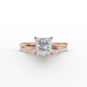 The Low Profile Kamellie Set With A 4.5 Carat Princess Moissanite