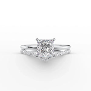 The Low Profile Kamellie Set With A 2.5 Carat Princess Moissanite