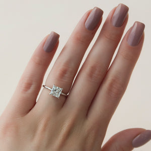 The Low Profile Kamellie Set With A Princess Moissanite