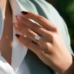 The Low Profile Kamellie Set With A 2.5 Carat Radiant Moissanite