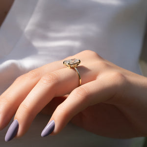 The Low Profile Kamellie Set With A 3 Carat Radiant Lab Diamond