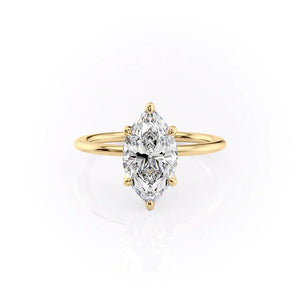 The Petal Kamellie Set With A 4.5 Carat Marquise Moissanite
