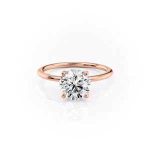 The Petal Kamellie Set With A 1.5 Carat Round Lab Diamond