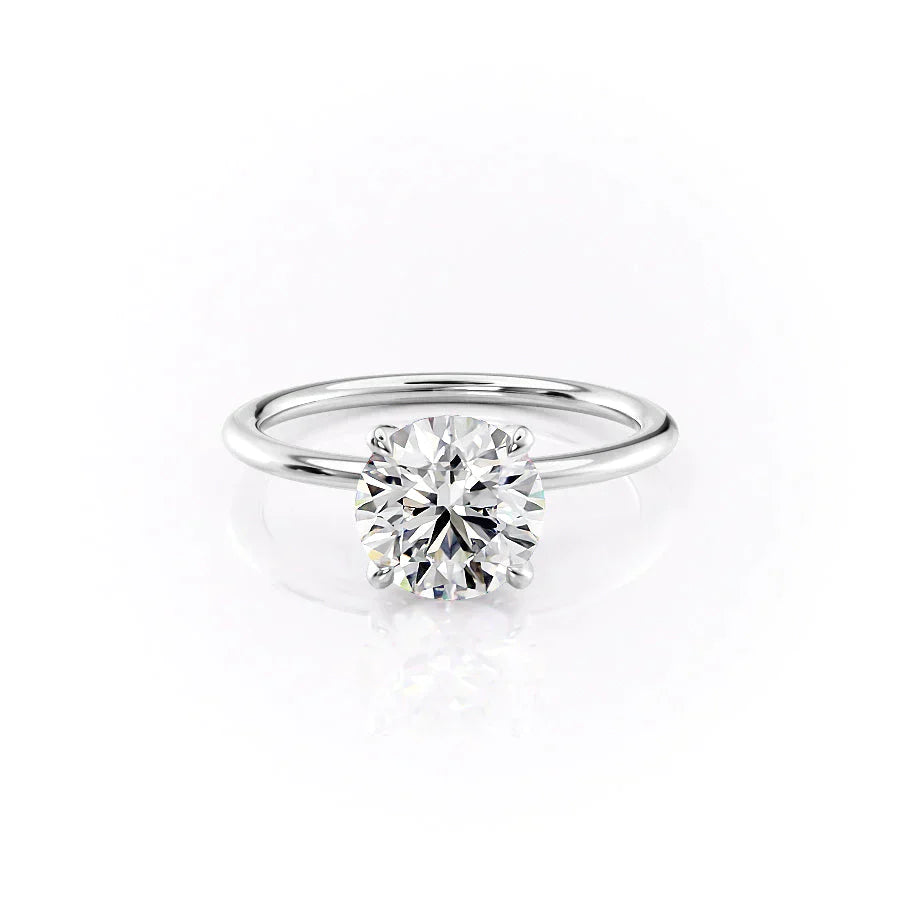 The Petal Kamellie Set With A 2.5 Carat Round Moissanite