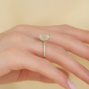 The Pave Petal Kamellie Set With A 2 Carat Radiant Lab Diamond