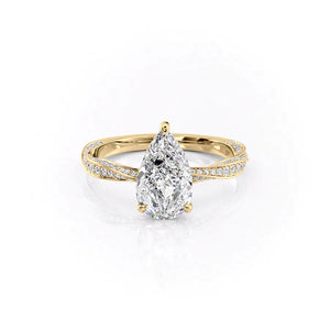The Caroline Set With A 4 Carat Pear Moissanite