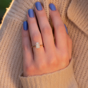 The Lexie Set With A 1 Carat Emerald Lab Diamond