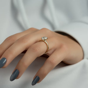 The Lexie Set With A 1 Carat Emerald Lab Diamond