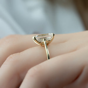 The Lexie Set With A 1 Carat Emerald Lab Diamond