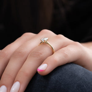 The Lexie Set With A 1 Carat Emerald Lab Diamond