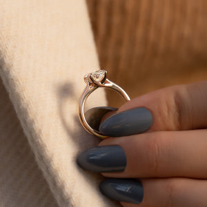 The Lexie Set With A 1 Carat Oval Lab Diamond