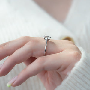 The Lexie Set With A 1 Carat Oval Lab Diamond