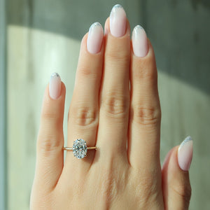 The Lexie Set With A Oval Moissanite