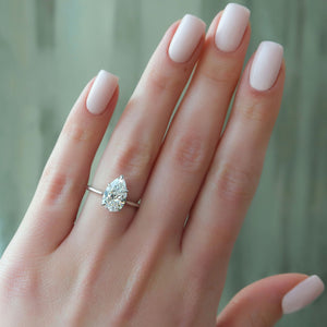 The Lexie Set With A 1 Carat Pear Lab Diamond