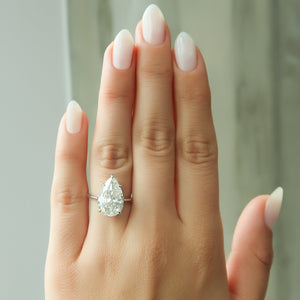 The Lexie Set With A 1 Carat Pear Lab Diamond