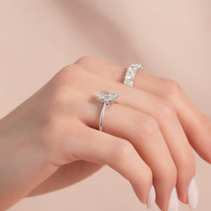 The Lexie Set With A 2 Carat Radiant Lab Diamond