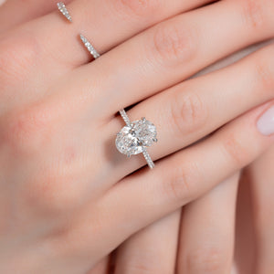 The Lexie Set With A 1 Carat Oval Lab Diamond