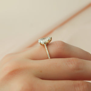 The Lexie Set With A 3.5 Carat Pear Moissanite