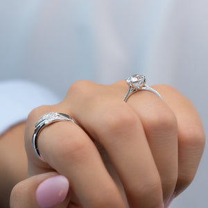 The Pave Lexie Set With A 2 Carat Round Lab Diamond