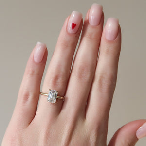 The Ashley Set With A 1 Carat Emerald Lab Diamond