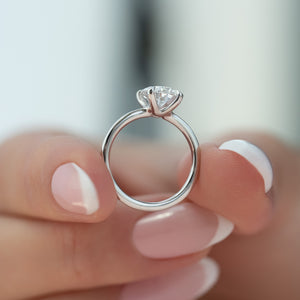 The Ashley Set With A Oval Lab Diamond
