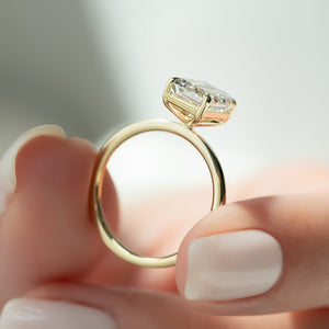 The Eleanor Set With A 1.5 Carat Emerald Lab Diamond