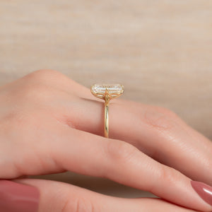 The Alison Set With A Emerald Moissanite