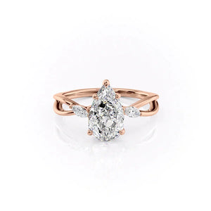 The Kelsey Set With A Pear Moissanite