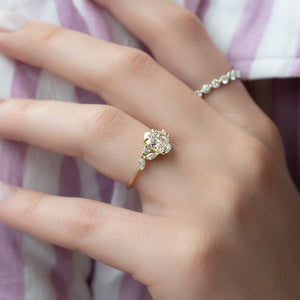 The Melissa Set With A 1 Carat Oval Lab Diamond