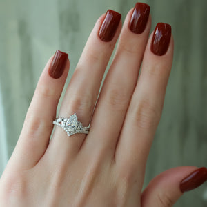 The Melissa Set With A 1.5 Carat Pear Lab Diamond