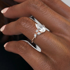 The Melissa Set With A 1 Carat Pear Lab Diamond