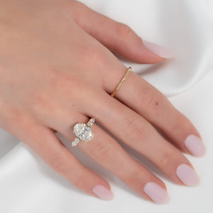 The Abigail Set With A Oval Moissanite