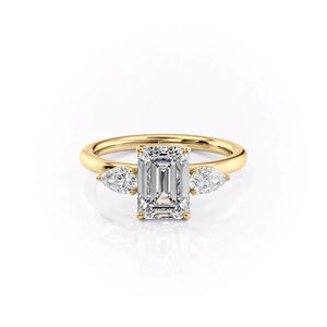 The Lauren Set With A 1.5 Carat Emerald Moissanite
