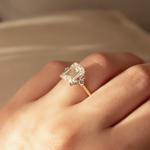 The Victoria Set With A 1 Carat Emerald Moissanite