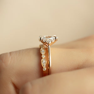 The Victoria Set With A 2.5 Carat Oval Lab Diamond