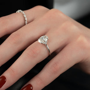 The Victoria Set With A 2 Carat Oval Lab Diamond