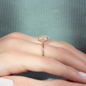The Lily Set With A Oval Moissanite