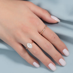 The Lily Set With A Oval Moissanite
