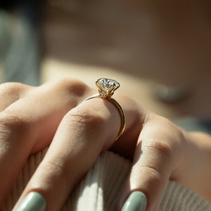 The Luna Set With A Oval Moissanite