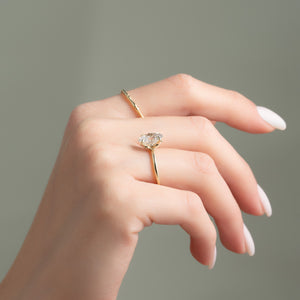 The Luna Set With A Oval Moissanite