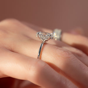 The Sandra Set With A 2 Carat Oval Lab Diamond