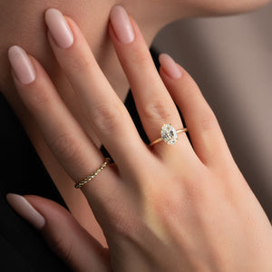The Sandra Set With A Oval Moissanite