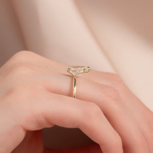 The Margot Set With A Pear Moissanite