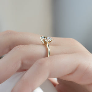 The Katelyn Set With A Round Moissanite