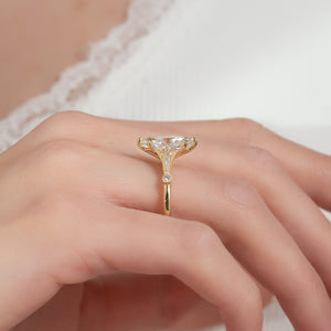 The Stephanie Set With A 1 Carat Marquise Lab Diamond