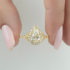 The Halo Stephanie Set With A 3 Carat Pear Lab Diamond