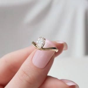 The Berta Set With A 3 Carat Oval Lab Diamond
