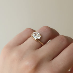 The Berta Set With A 3 Carat Oval Lab Diamond